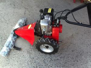 Motocoasa  Honda cu lama de  5.5 CP