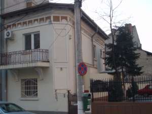 Ofer spre INCHIRIERE VILA S+P+1 136mp desfasurat,    recent renovata. Stare Exceptionala. Pretabila 