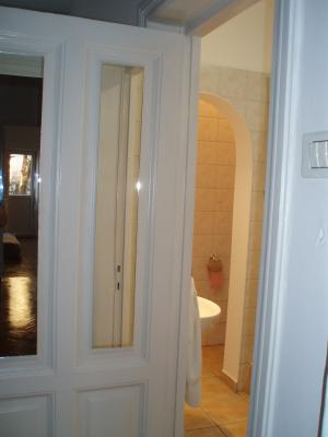 Ofer spre INCHIRIERE VILA S+P+1 136mp desfasurat,    recent renovata. Stare Exceptionala. Pretabila 