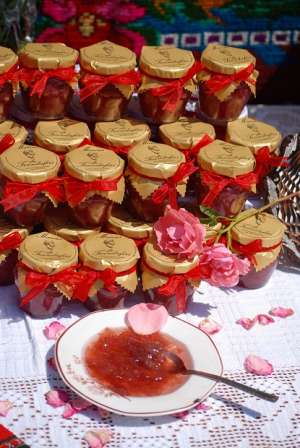 Vand Dulceata de Trandafiri Ecologica! Traditional
