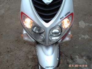 vand scuter marca piagio la pret 400 euro neg