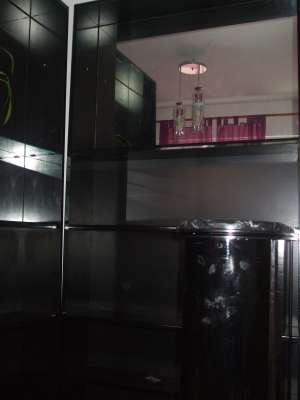 Bar negru