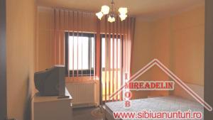 INCHIRIEZ APARTAMENT DE LUX,   3 CAMERE,   zona M. VITEAZU