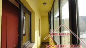 INCHIRIEZ APARTAMENT DE LUX,   3 CAMERE,   zona M. VITEAZU