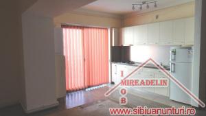 INCHIRIEZ APARTAMENT DE LUX,   3 CAMERE,   zona M. VITEAZU