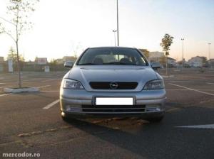 Dezmembrez Opel Astra Classic 1.7 dti 75 cai 2000-2006