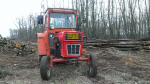 Vand sau schimb tractor U440
