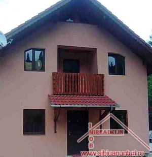 CASA DE VANZARE 3 CAMERE,  SINGUR IN CURTE-LOC. SIBIEL