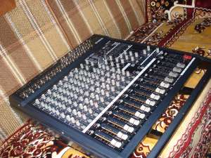 PowerMixer YAMAHA EMX 5000-12