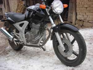 HONDA CBF 250cc