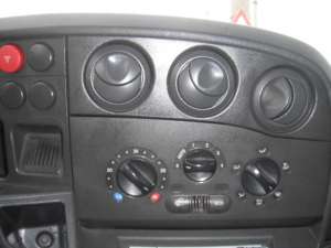 IVECO Daily 35C13 - 2.8 HDI 130 CP Autoutilitara cu prelata