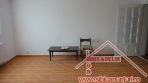 INCHIRIEM APARTAMENT,   3 CAMERE,   LA CASA,   zona C. POPLACII