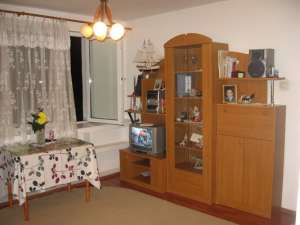 Vand apartament cu 3 camere