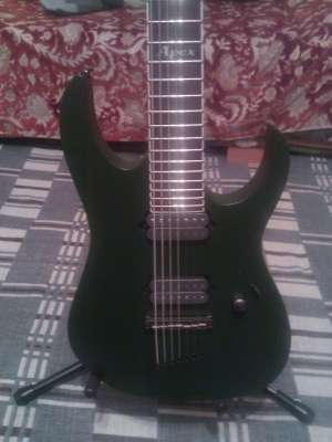 Vand Ibanez Apex2 la superpret!