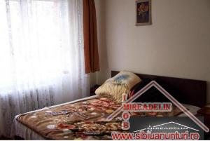 INCHIRIEZ APARTAMENT 2 camere,   zona MIHAI VITEAZU