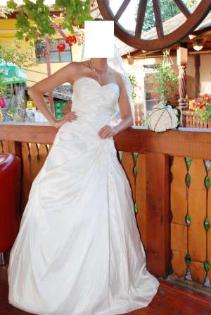 Vand Rochie de mireasa
