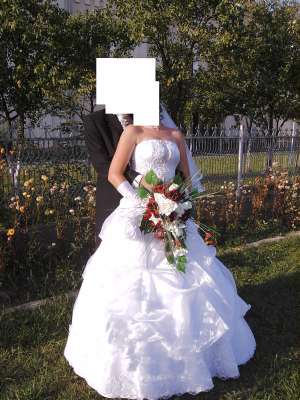 Vand rochie de mireasa