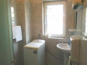 CAZARE BUCURESTI ULTRACENTRAL 20 EURO/ZI