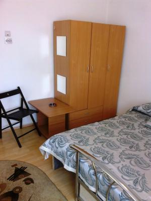 CAZARE BUCURESTI ULTRACENTRAL 20 EURO/ZI