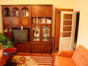 Proprietar,   vand casa la P-ta Muncii (central)