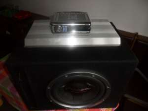 Vand tub de bas masina pioneer cu amplificator si mp3