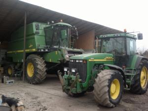 combina John Deere 2258 si 2264  Hillmaster