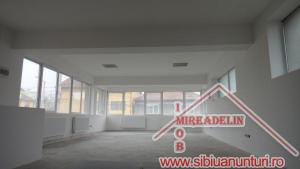 INCHIRIEM SPATIU COMERCIAL,      155 MP,      ZONA STEFAN CEL MARE