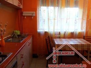 INCHIRIEM APARTAMENT LA CASA,  2 CAMERE,  SOS. ALBA IULIA