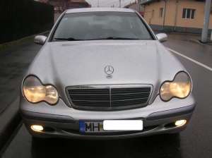 Mercedes-Benz C 200