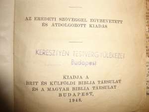 Vand Biblie veche in limba maghiara din anul 1948