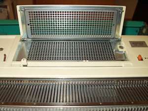 Vand masina de tricotat Brother KH-800