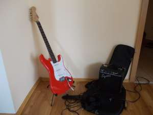 Chitara Squier by Fender