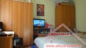 VAND CASA 3 camere,   P+E,   zona ULTRACENTRALA,   Str. TRIBUNEI
