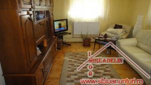 VAND CASA D+P 4 CAMERE,    ZONA GARII