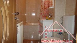 INCHIRIEZ APARTAMENT 2 CAMERE  zona Interex