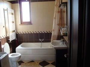 Vand apartament 2 camere Otopeni