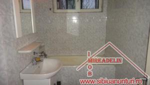INCHIRIEZ APARTAMENT 2 CAMERE Zona Rahova