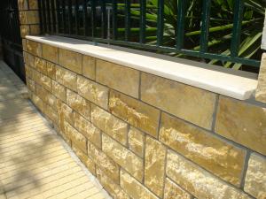 Patra placare soclu ROCAS DEOR