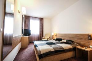 Rin Hotel,  apt.nou complet mobilat de vanzare