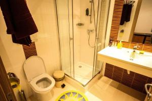 Rin Hotel,  apt.nou complet mobilat de vanzare
