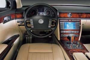 vw phaeton cd navigatie 2013