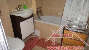 INCHIRIEZ APARTAMENT 3 camere,    zona ULTRACENTRALA,   VASILE MILEA