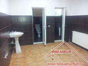 INCHIRIEZ SPATIU COMERCIAL  170 mp Zona garii