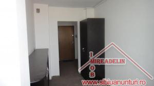 INCHIRIEZ APARTAMENT 2 camere semidecomandate