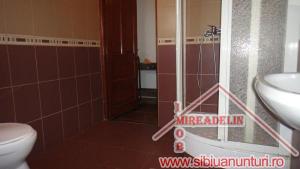 INCHIRIEZ APARTAMENT 2 camere,    zona CALEA DUMBRAVII