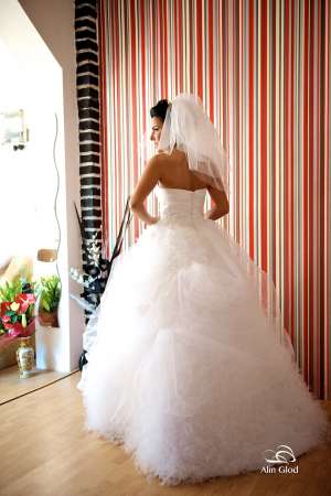 rochie mireasa