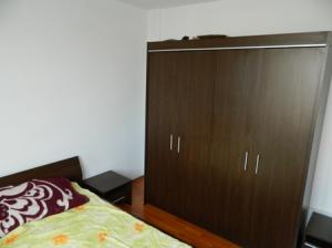 vand apartament 2 camere,  circular,  drumul taberei,  complet utilat si mobilat 46000 E!!!