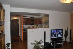Particular Vand Apart 4 camere,     Brasov