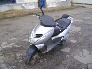 Vind  Aprilia Leonardo 250 cmc