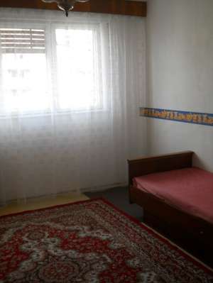 Vand apartament cu 3 camere,  decomandat,  Rogerius, 